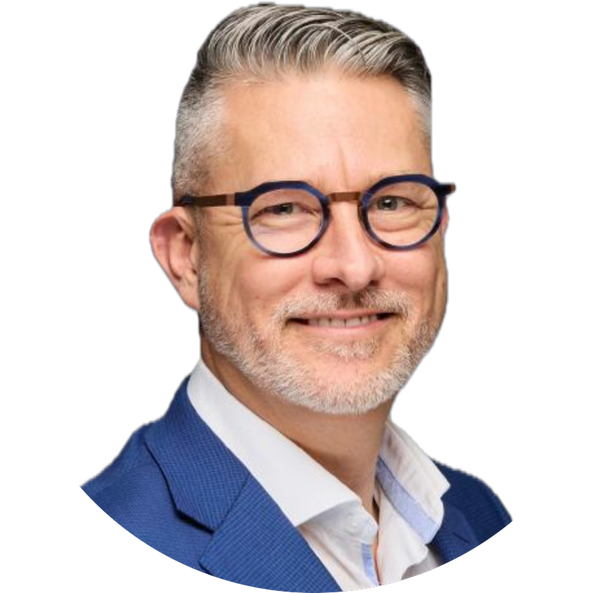 Simon Mackey headshot